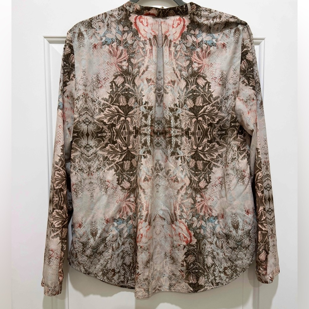Tribal Jeans Large floral bohemian long sleeve V-Neck cream, brown & pink blouse - Picture 2 of 4